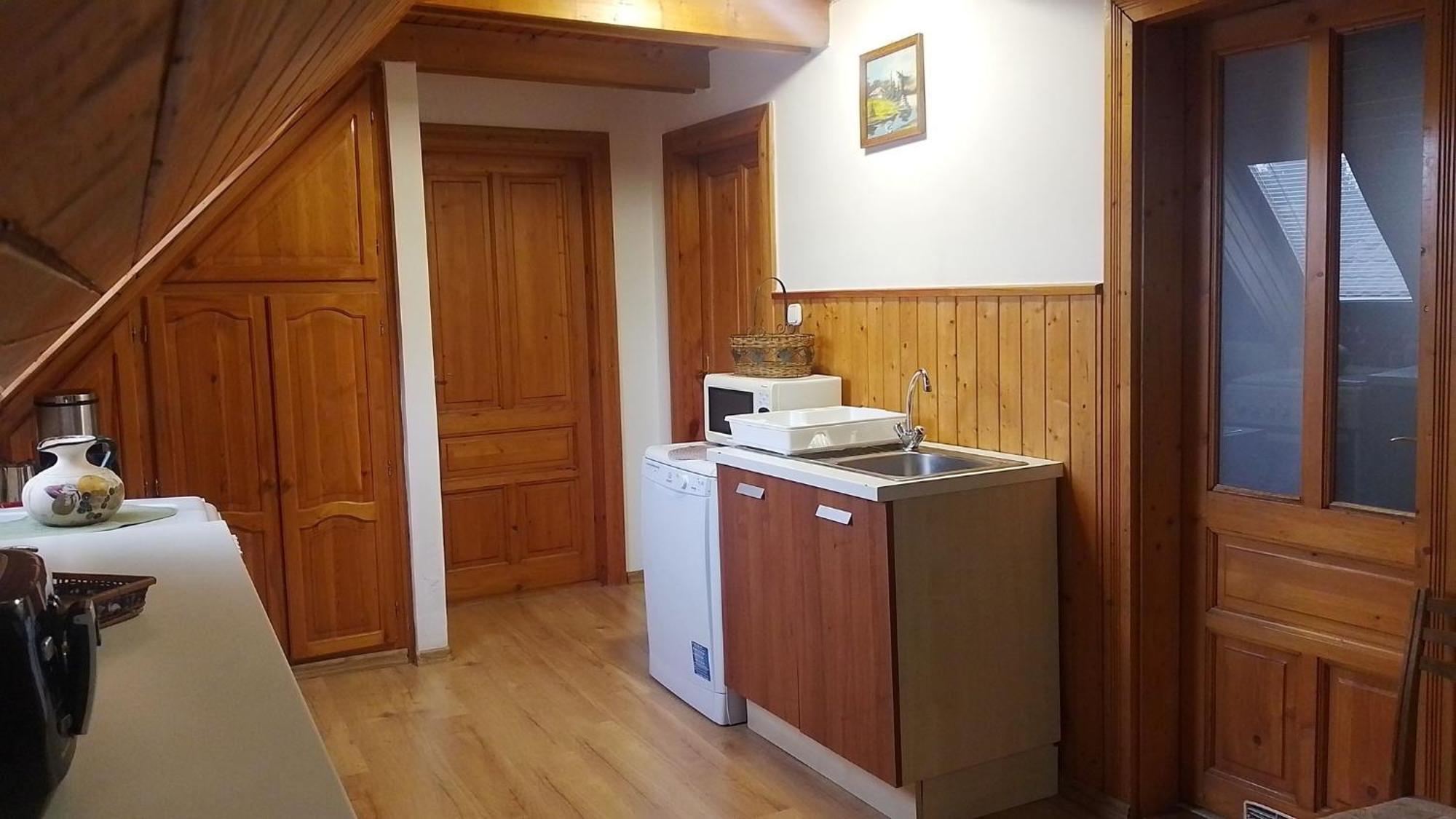 Erzsebet Vendeghaz Es Apartman Hajdúszoboszló Exterior foto