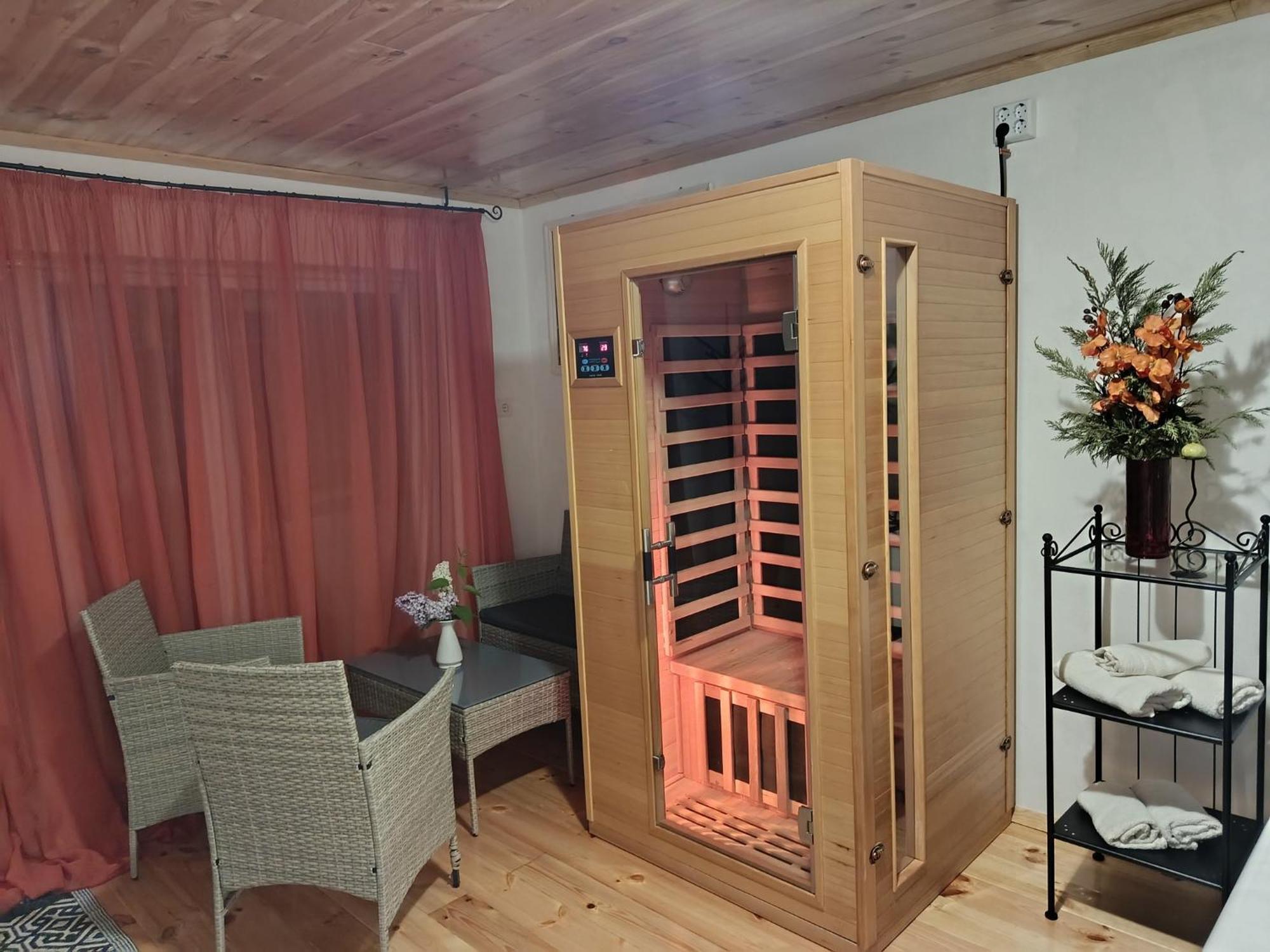 Erzsebet Vendeghaz Es Apartman Hajdúszoboszló Exterior foto
