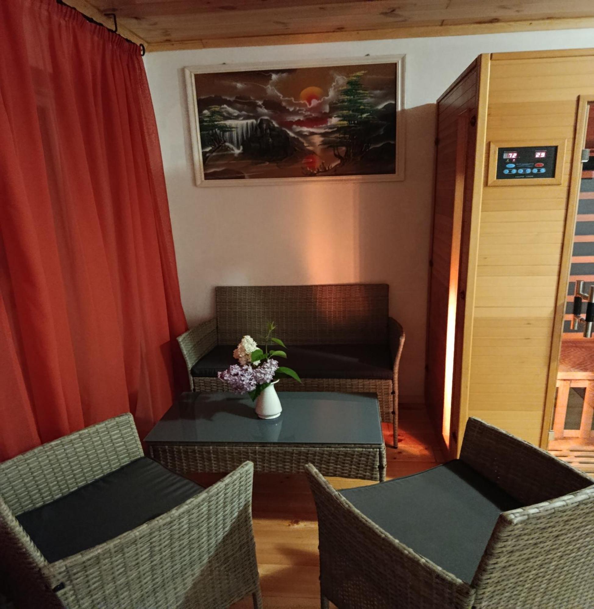 Erzsebet Vendeghaz Es Apartman Hajdúszoboszló Exterior foto